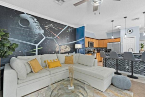 STAR WARS THEMED 3BD 3BA RETREAT POOL HOME- DISNEY 9 Mi